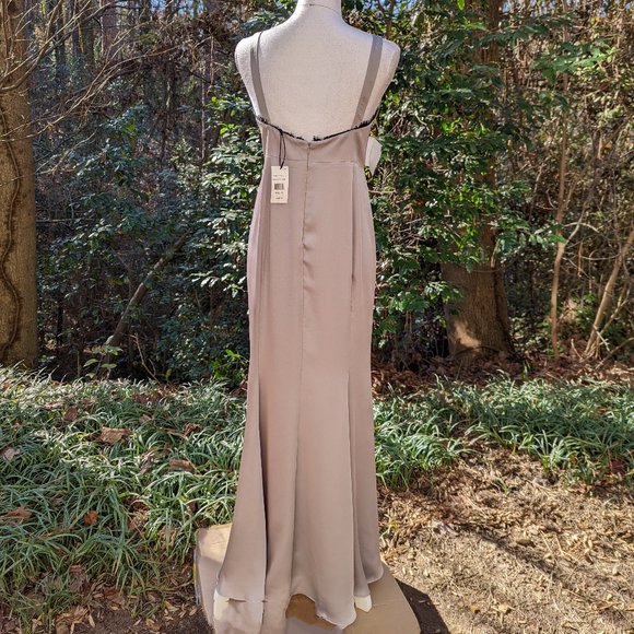 FAME and PARTNERS Silver Gray Gown in Satin and Black Lace Size 12 Brand New - Picture 6 of 9